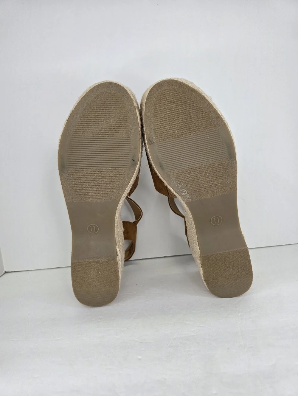 Universal Thread Sandals Women’s 11 Platform Espadrilles Brown Faux Suede Casual